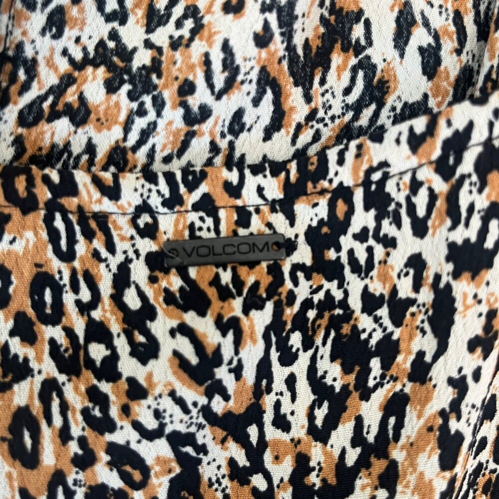 Volcom 1 Minute More Leopard Print Fitted Button … - image 6
